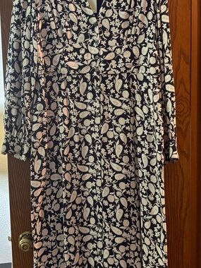 Women's Navy Paisley Floral Button-Front Dress
